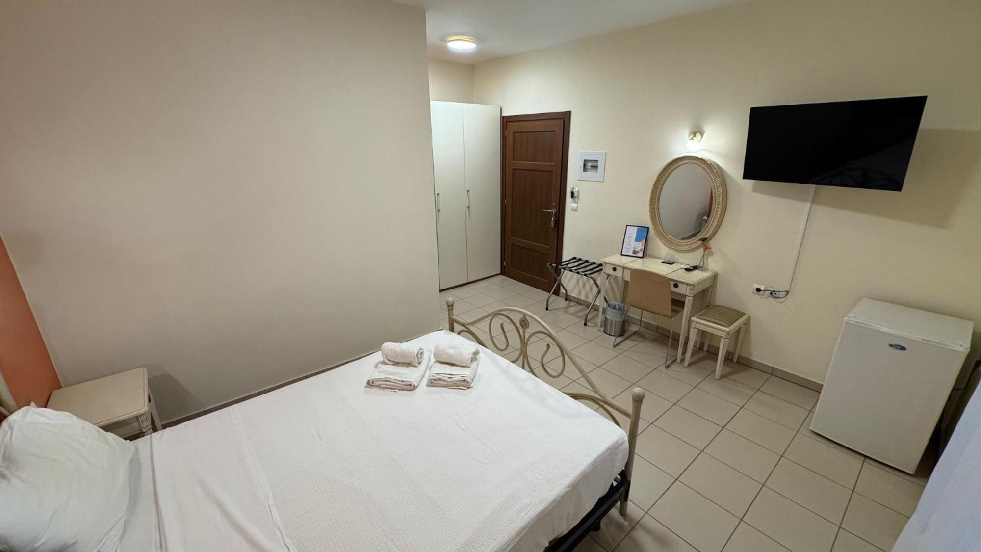 Chrisovalanto Hotel Sívota Habitación foto